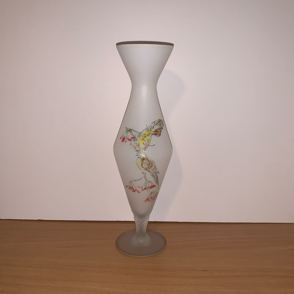 Frosted White Satin Bird & Flower Vase Made in Italy Norleans Vintage 10"
